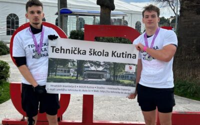 Povijesni uspjeh naših maturanata 42 kilometra ponosa!